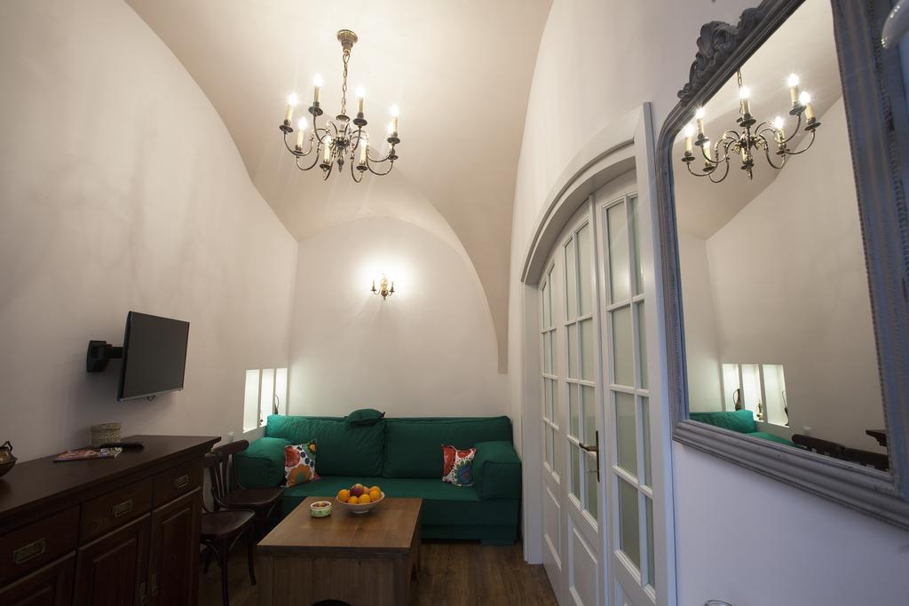Green Door Apartment 锡比乌 客房 照片